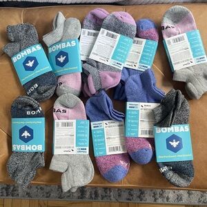 11 Pairs of Women’s Bombas Size Medium Ankle Socks Running